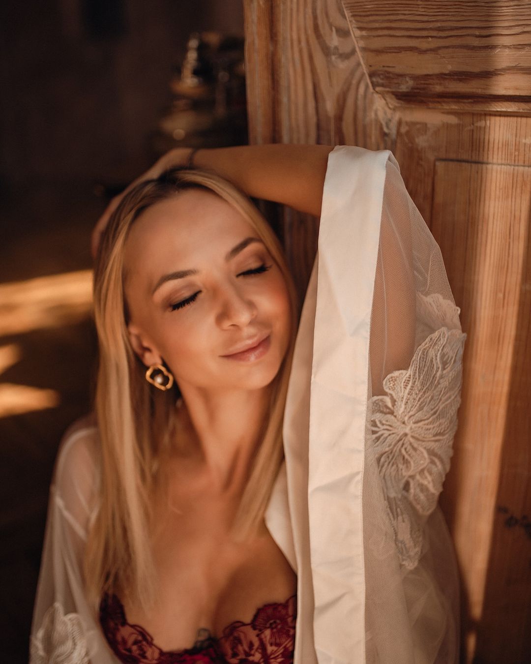 Звезда "Женского квартала" снялась в белье и взбудоражила сеть (фото)